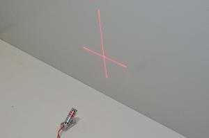 5mW 2,7-5VDC SYD1230 90° punainen ristilaserdiodi *uusi*